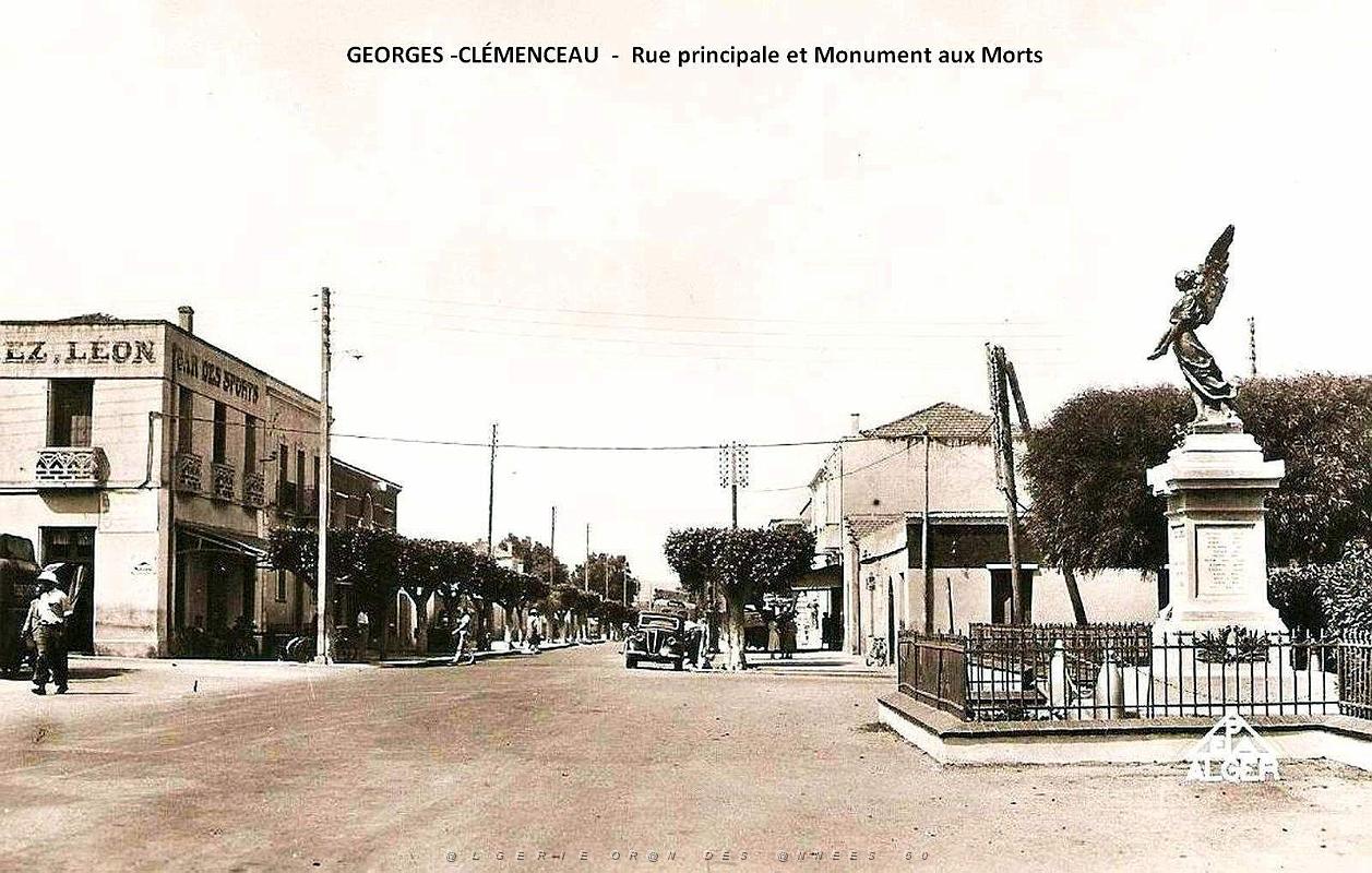 Georges-Clemenceau - Rue principale et Monument aux Morts.jpg